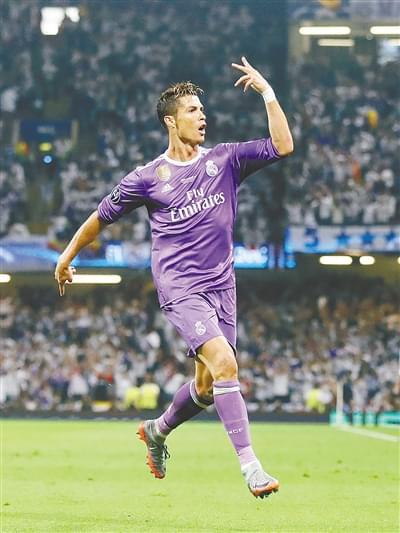 的锋线主力 的锋线主力